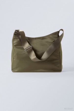 Weekday Carry Bag Khaki Green | VUEG3770