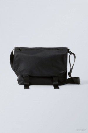 Weekday Messenger Bag Black | ACYZ8260