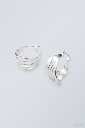 Weekday Motion Hoop Earrings Silver | SWJF9195