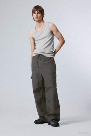 Weekday Parachute Loose Cargo Trousers Dark Grey | CRAS3316