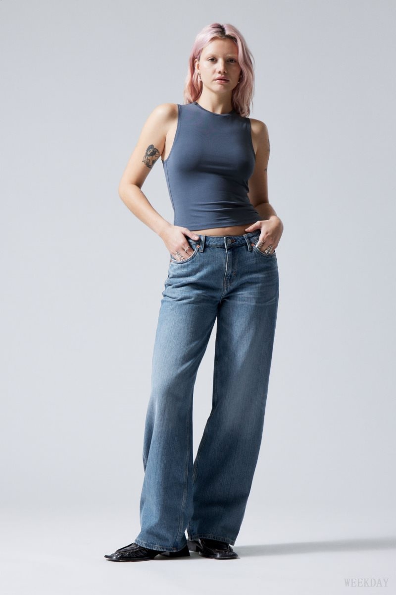 Weekday Ample Low Loose Jeans Blue | HTUC5851