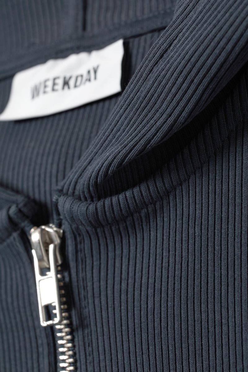 Weekday Cut Tight Zip Hoodie Dark Blue | NPRB5839