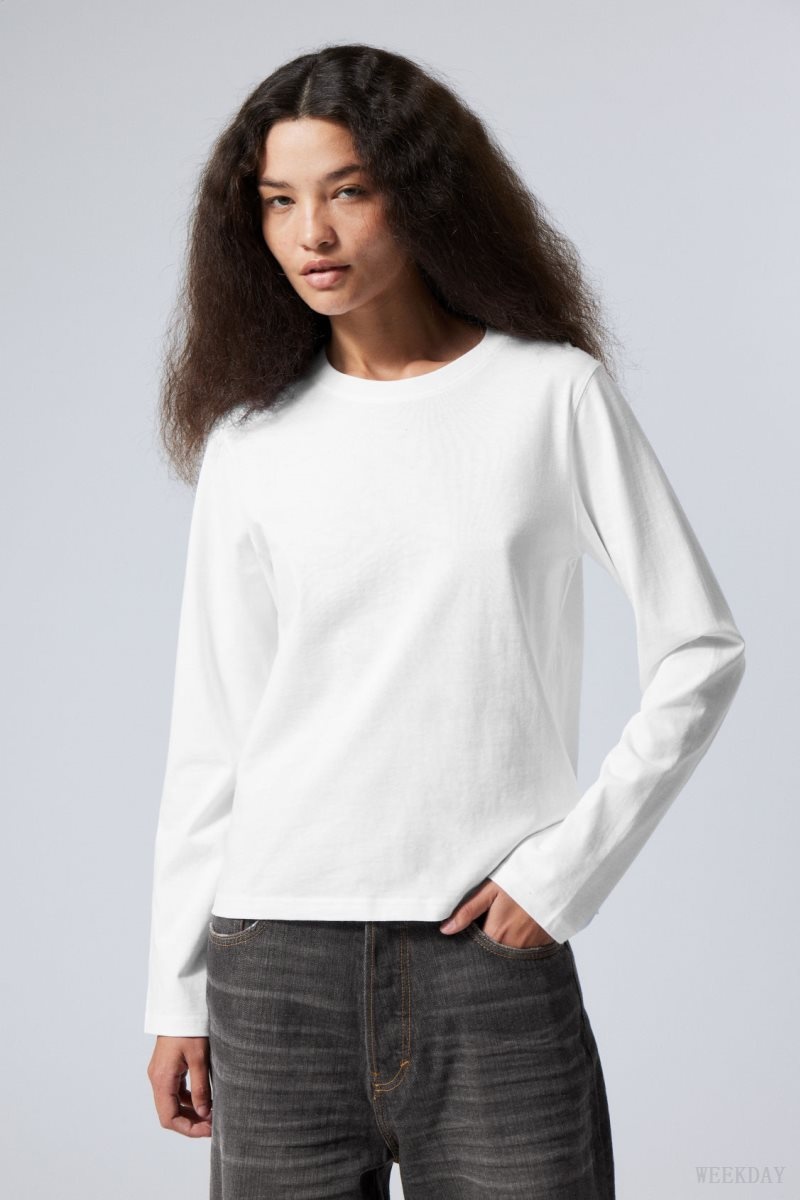 Weekday Essence Standard Long Sleeve White | YOYP5350