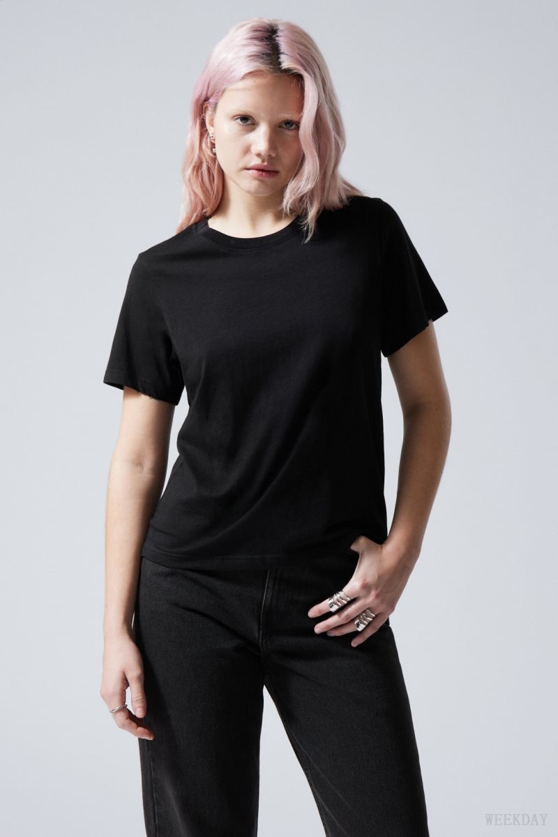 Weekday Essence Standard T-shirt Black | XUOP5757