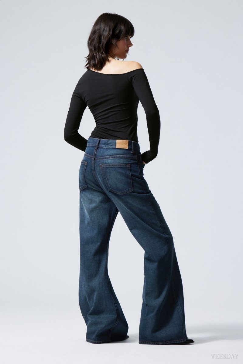 Weekday Grove Low Baggy Flared Jeans Blue | ZXJE3900