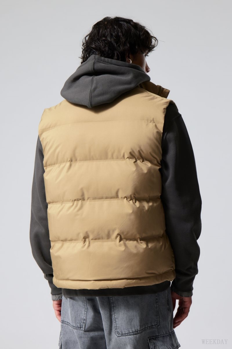 Weekday Kip Puffer Vest Beige | OOQD2976