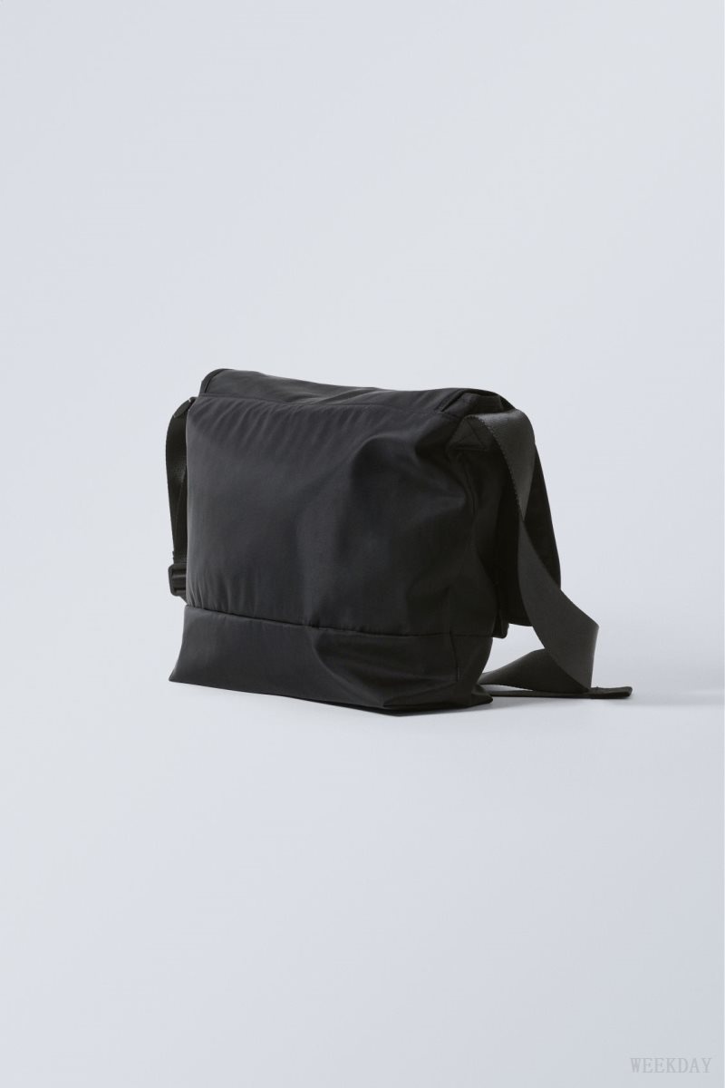 Weekday Messenger Bag Black | ACYZ8260