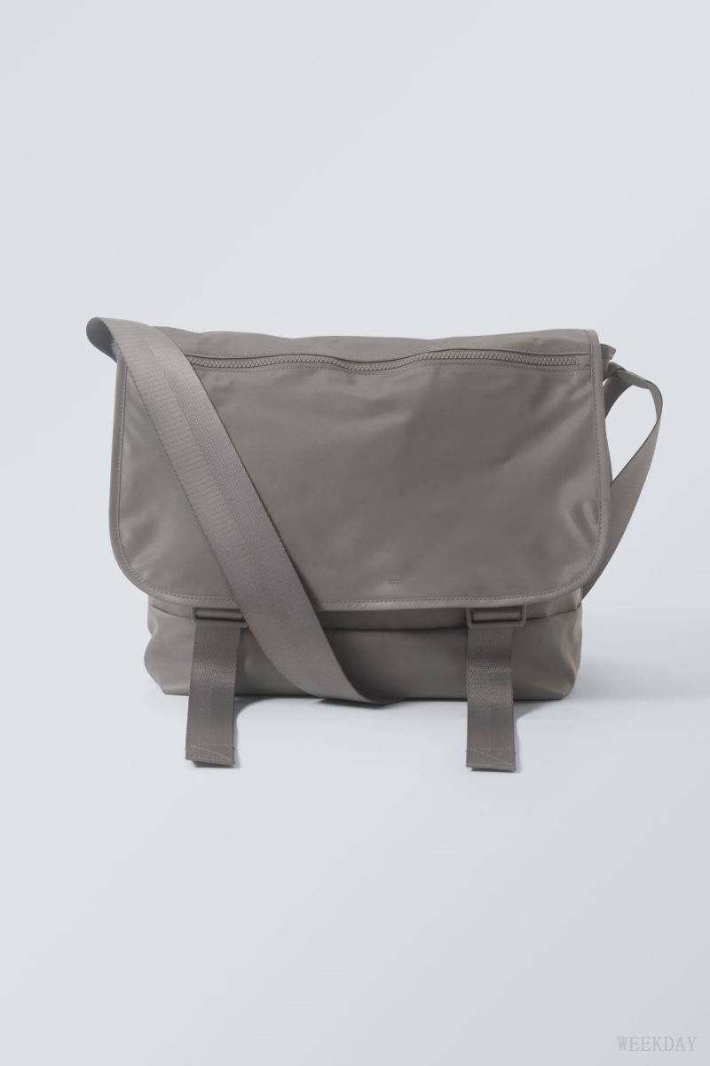 Weekday Messenger Bag Grey | FXRU8438