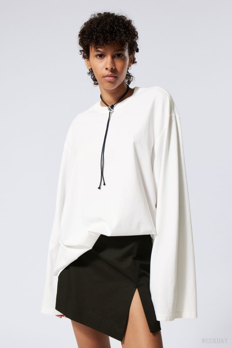 Weekday Oversized Long Sleeve T-shirt White | FOBD1236