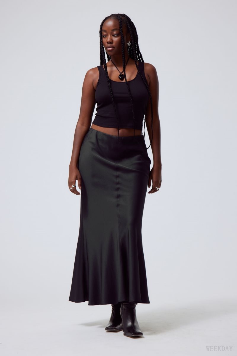 Weekday Paige Satin Long Skirt Black | UOHR2220