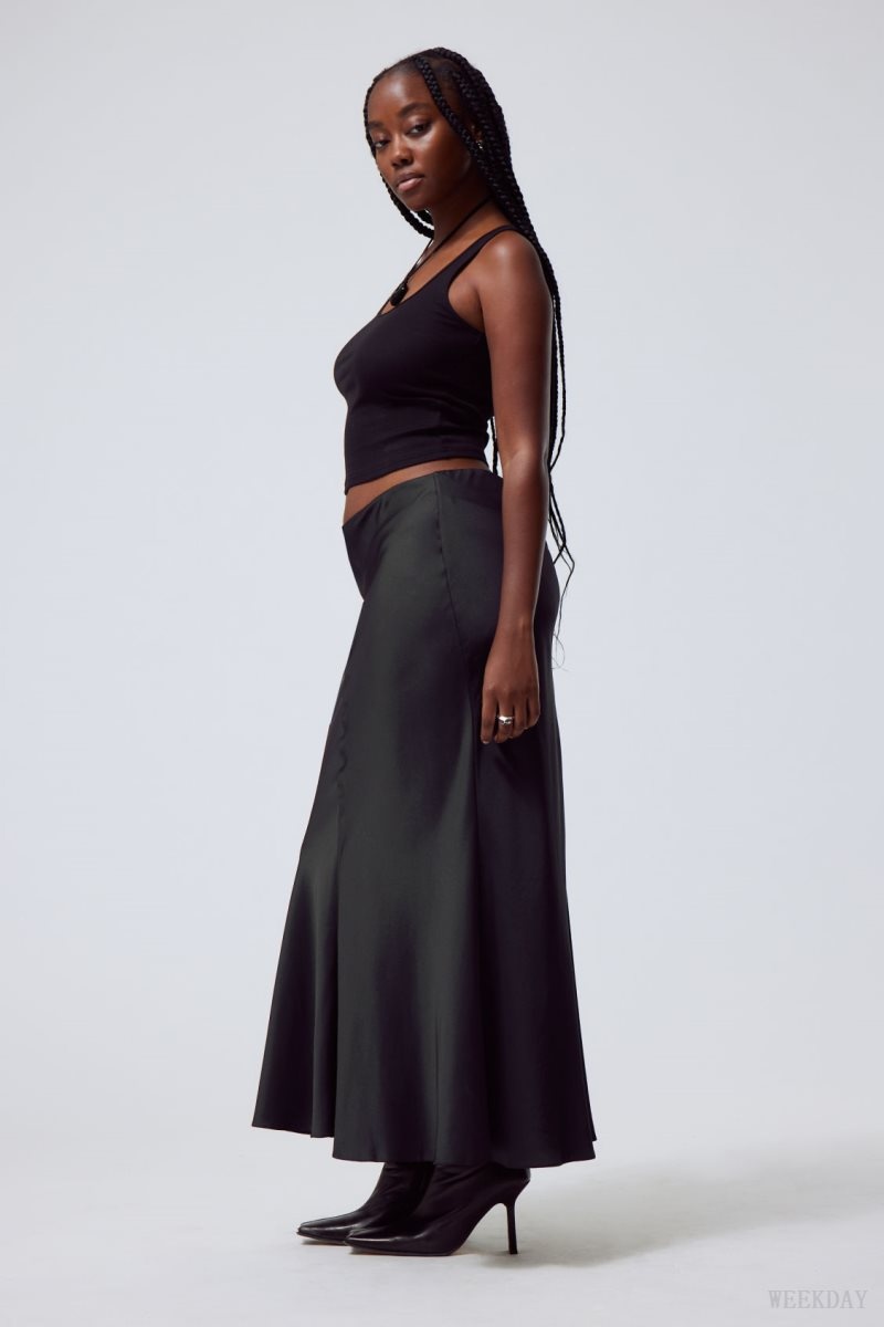 Weekday Paige Satin Long Skirt Black | UOHR2220