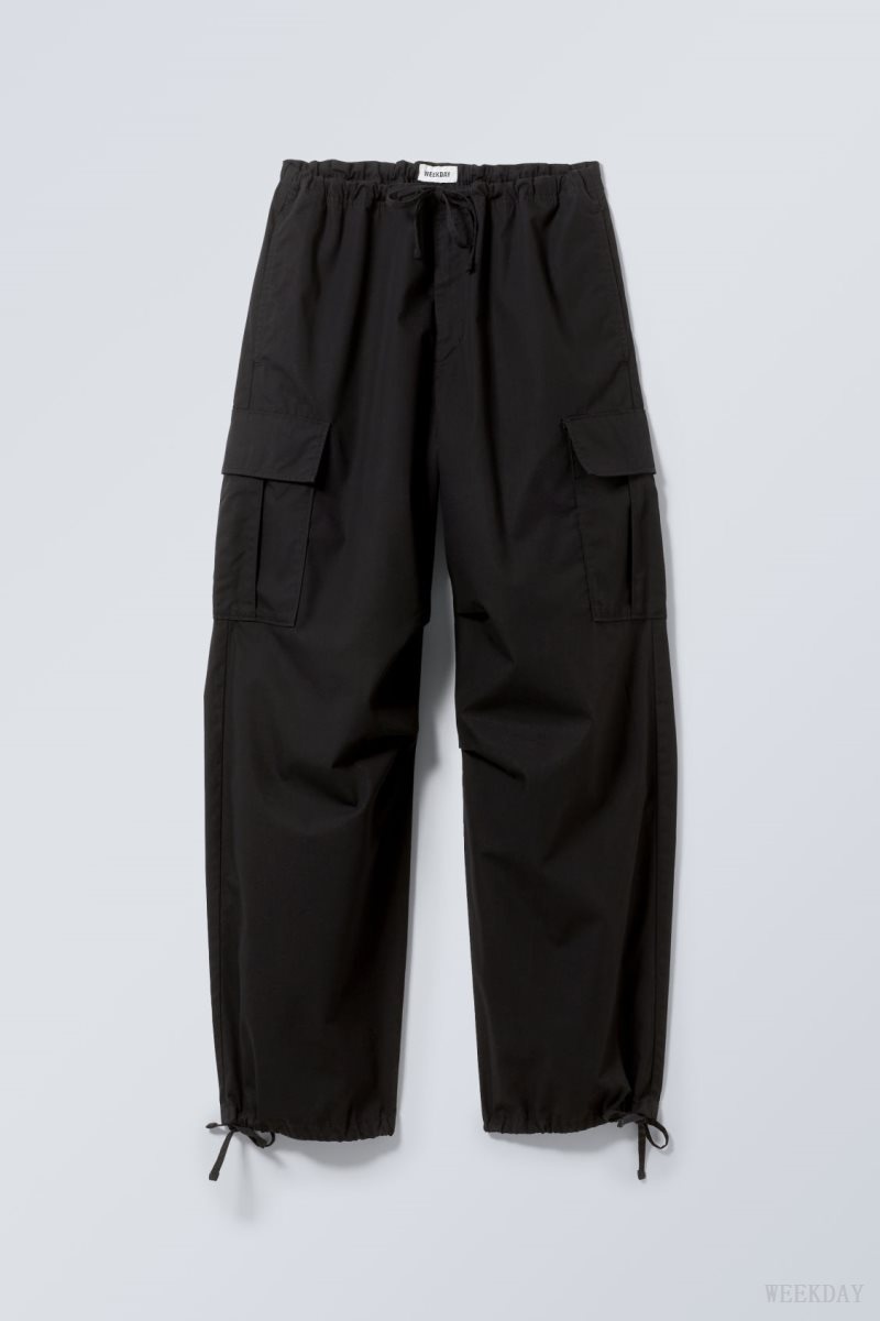 Weekday Parachute Loose Cargo Trousers Black | IXMY4766