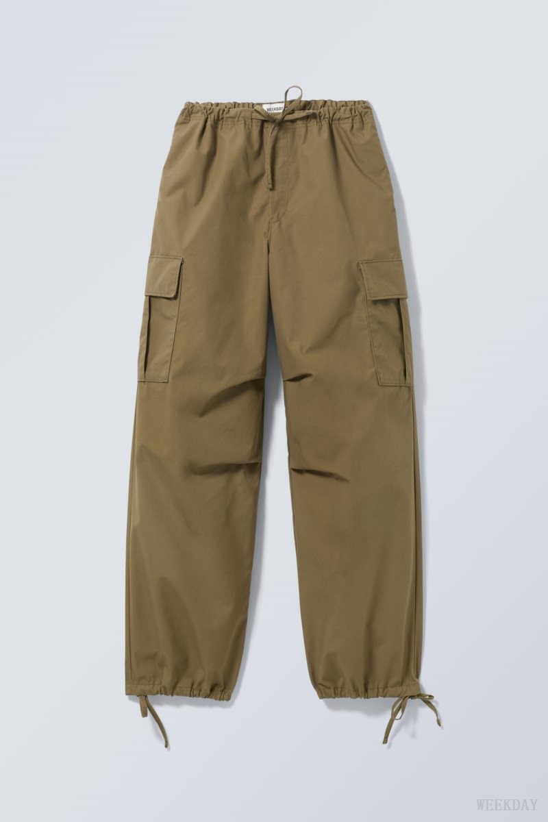 Weekday Parachute Loose Cargo Trousers Khaki | EQBQ9664