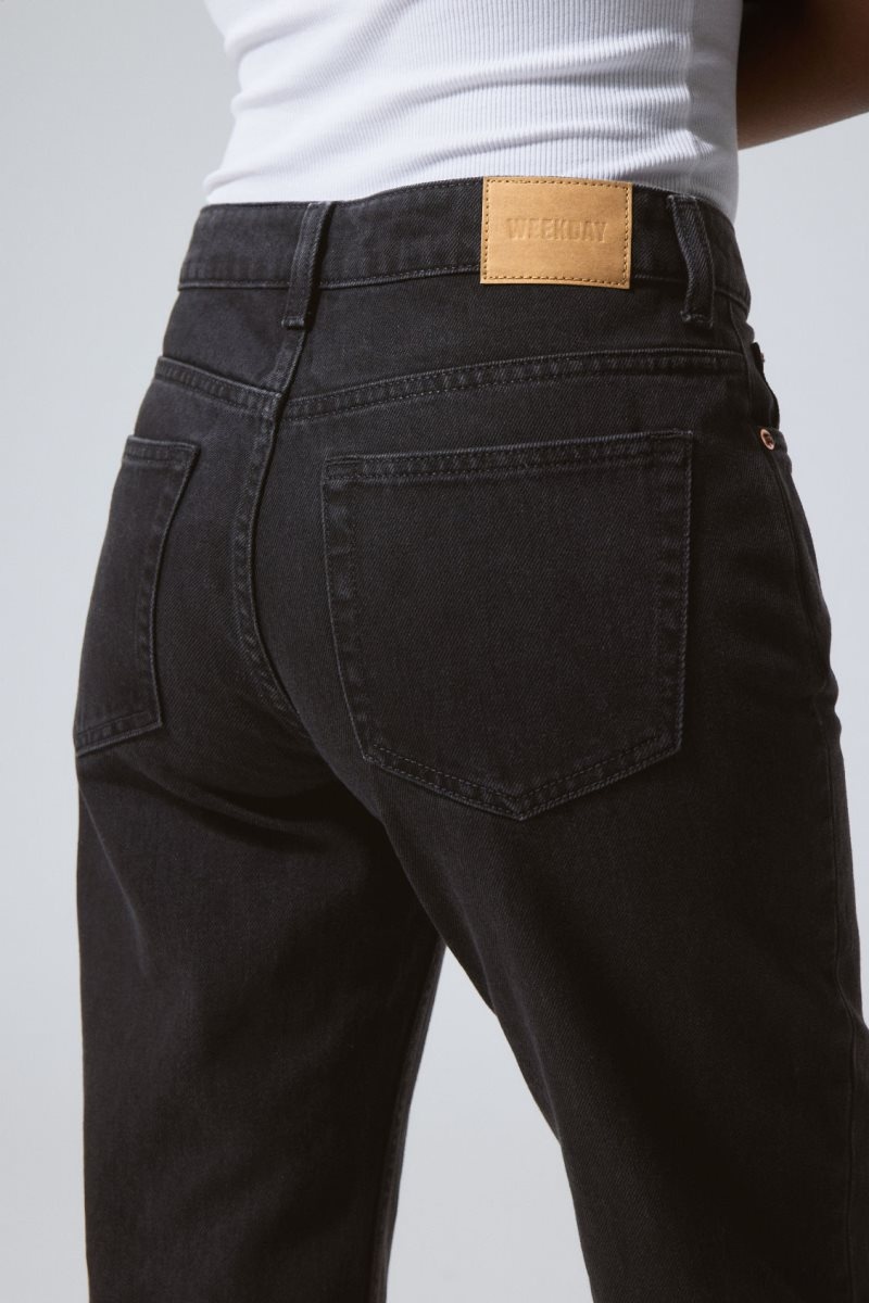 Weekday Pin Mid Straight Jeans Black | VPRM8140