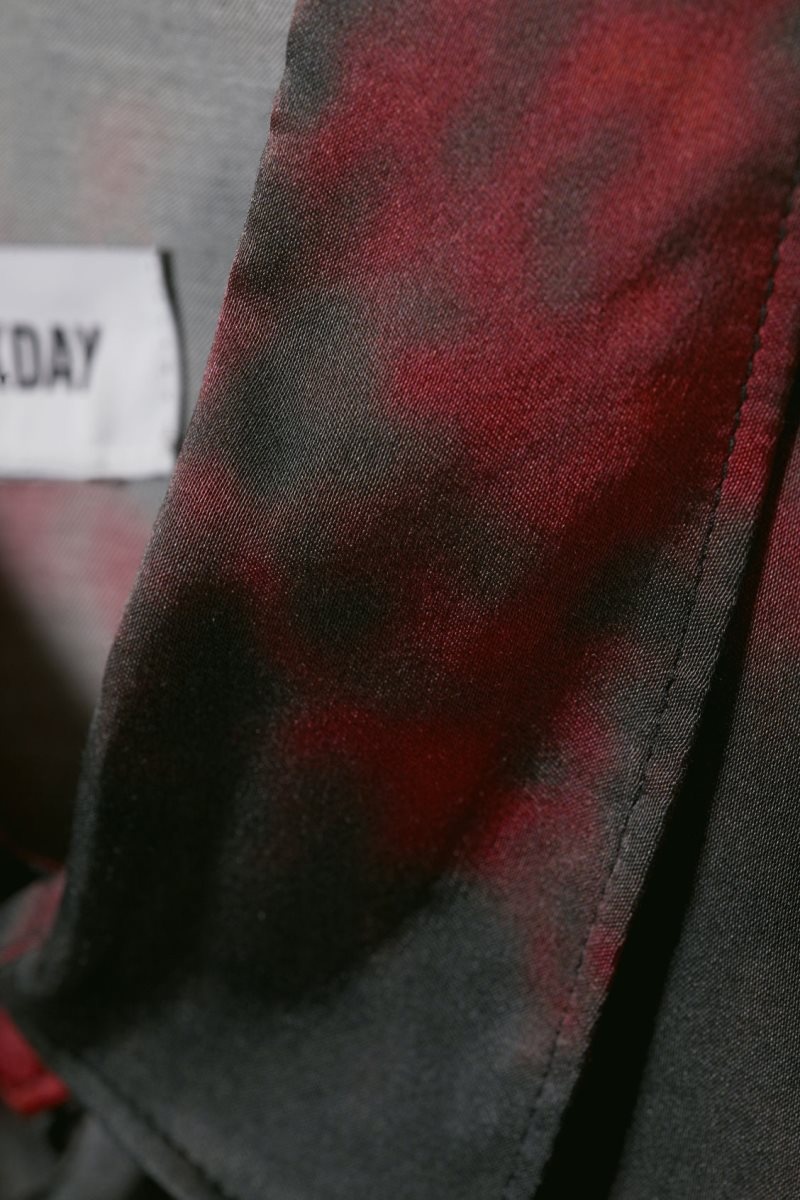 Weekday Relaxed Boxy Printed Shirt Black / Red | GKSE0838