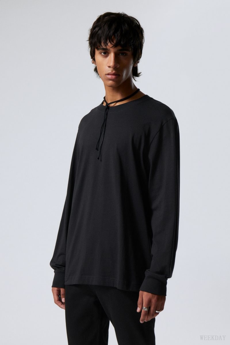 Weekday Relaxed Midweight Long Sleeve Black | EDQR5468