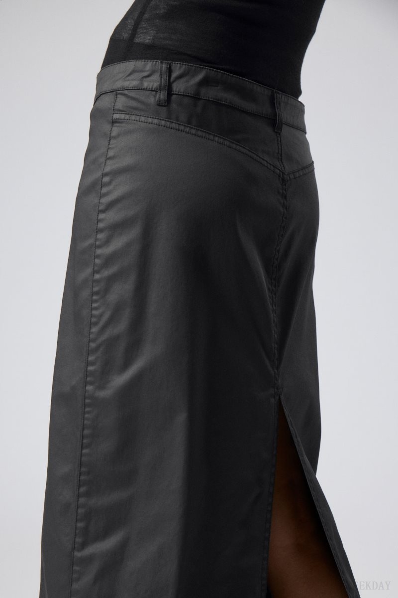 Weekday Rose Coated Maxi Skirt Black | TLGM6369