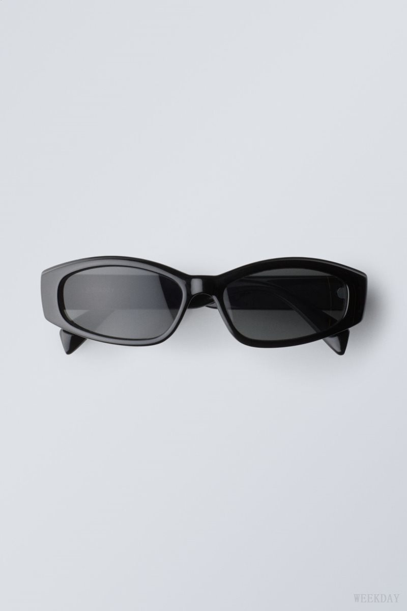 Weekday Slide Sunglasses Black | DOVE2260