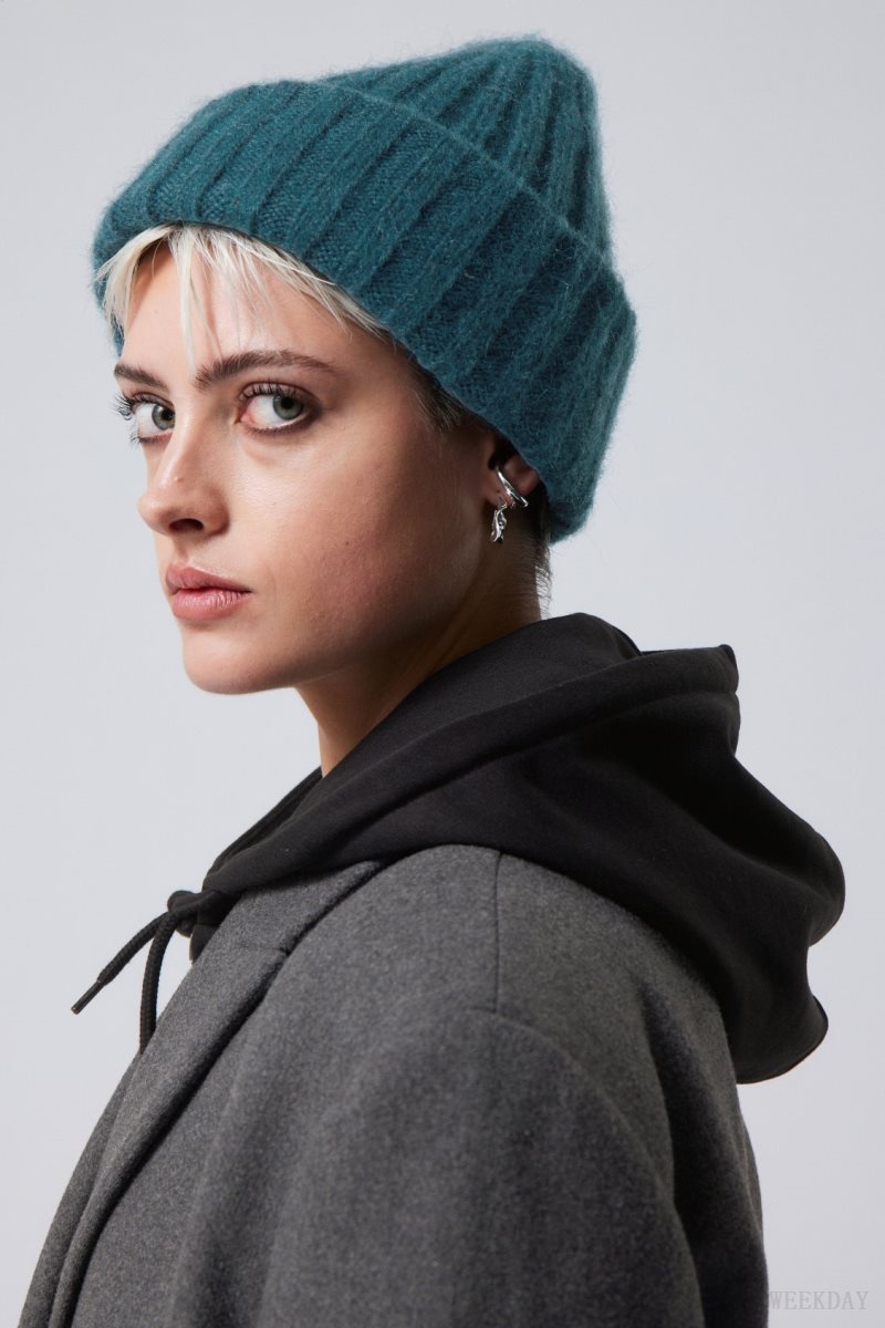 Weekday Soft Ribbed Beanie Dark Turquoise | AVWY9558