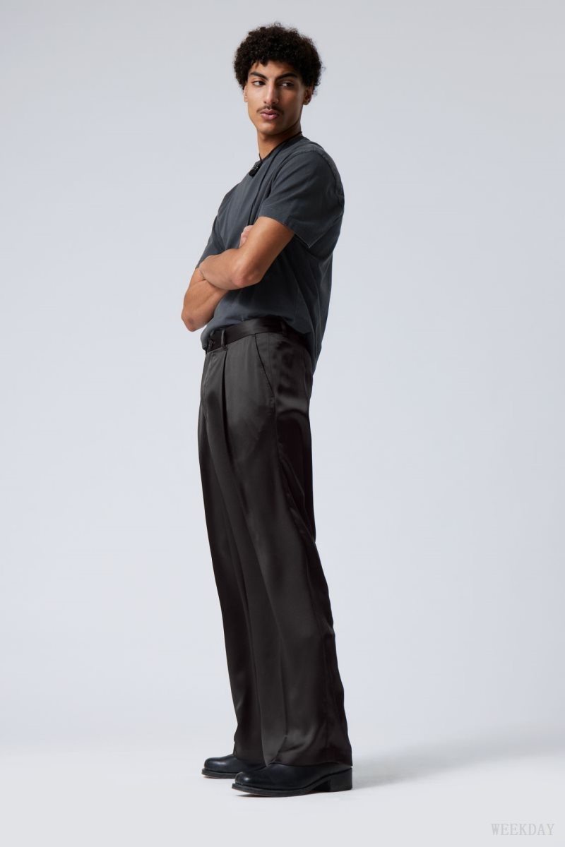 Weekday Uno Loose Shiny Trousers Black | SPTF3636