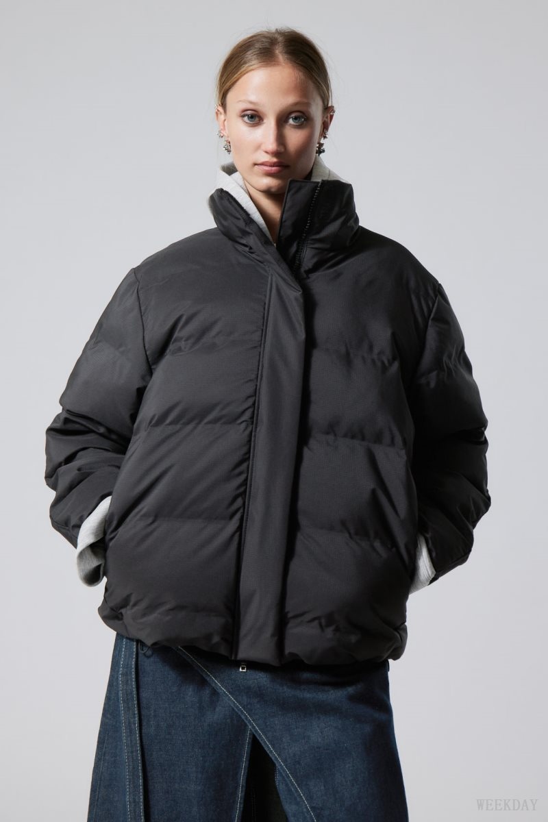 Weekday Xena Puffer Jacket Black | VOAW5422